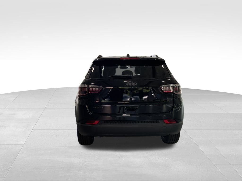 2025 Jeep Compass Limited photo 6