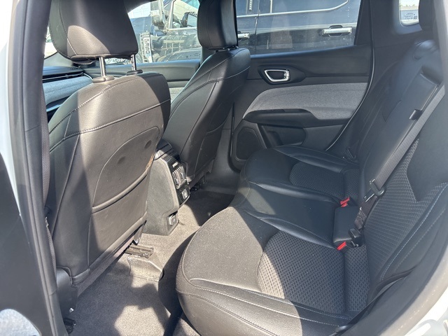 2024 Jeep Compass Latitude photo 4