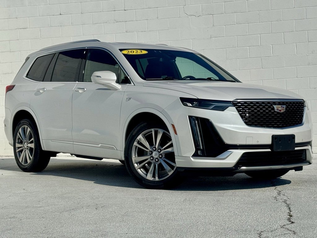 2023 Cadillac XT6 Premium Luxury photo 2