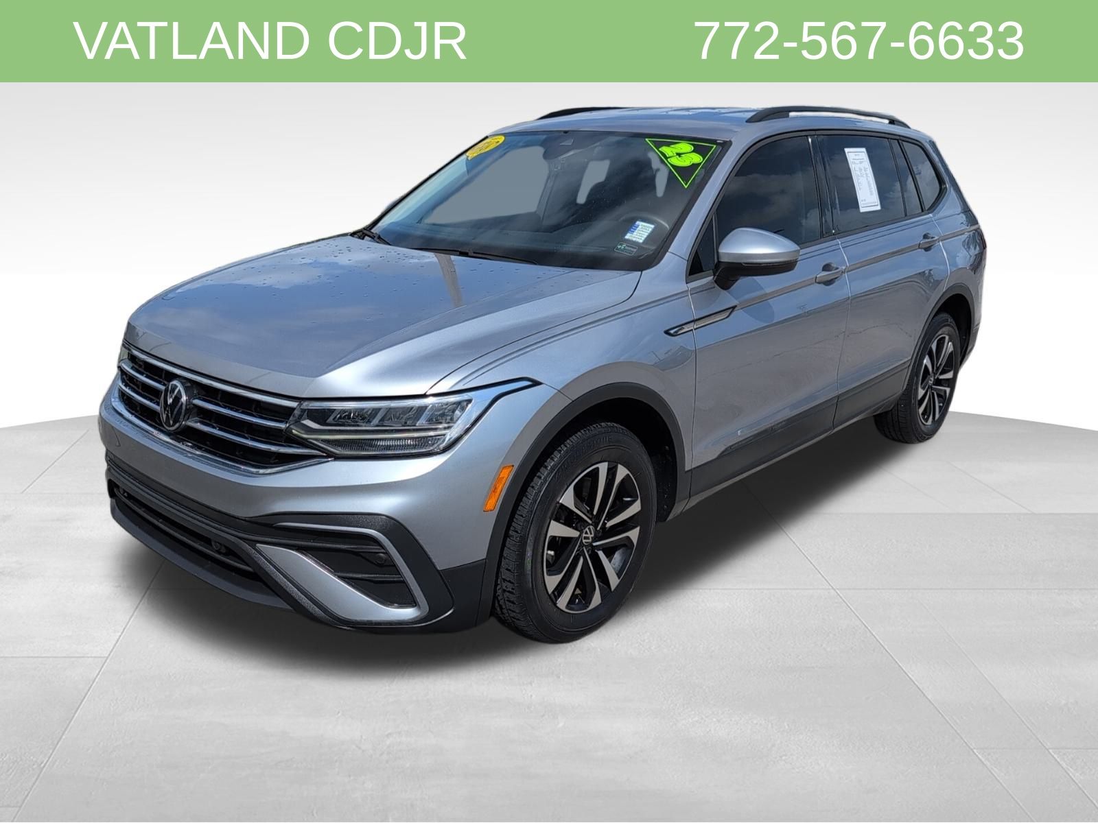 2023 Volkswagen Tiguan S photo 2