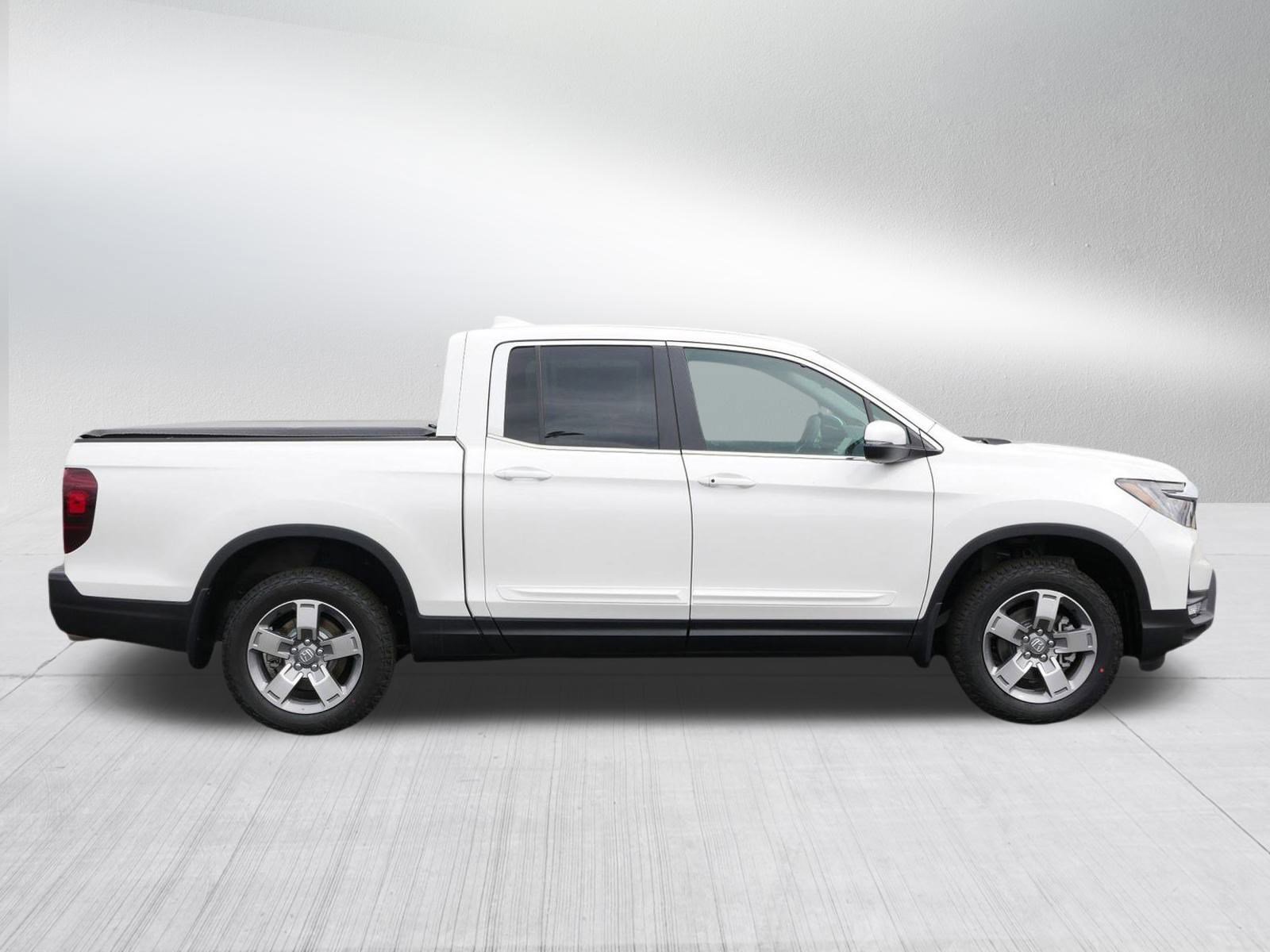 2025 Honda Ridgeline RTL photo 8