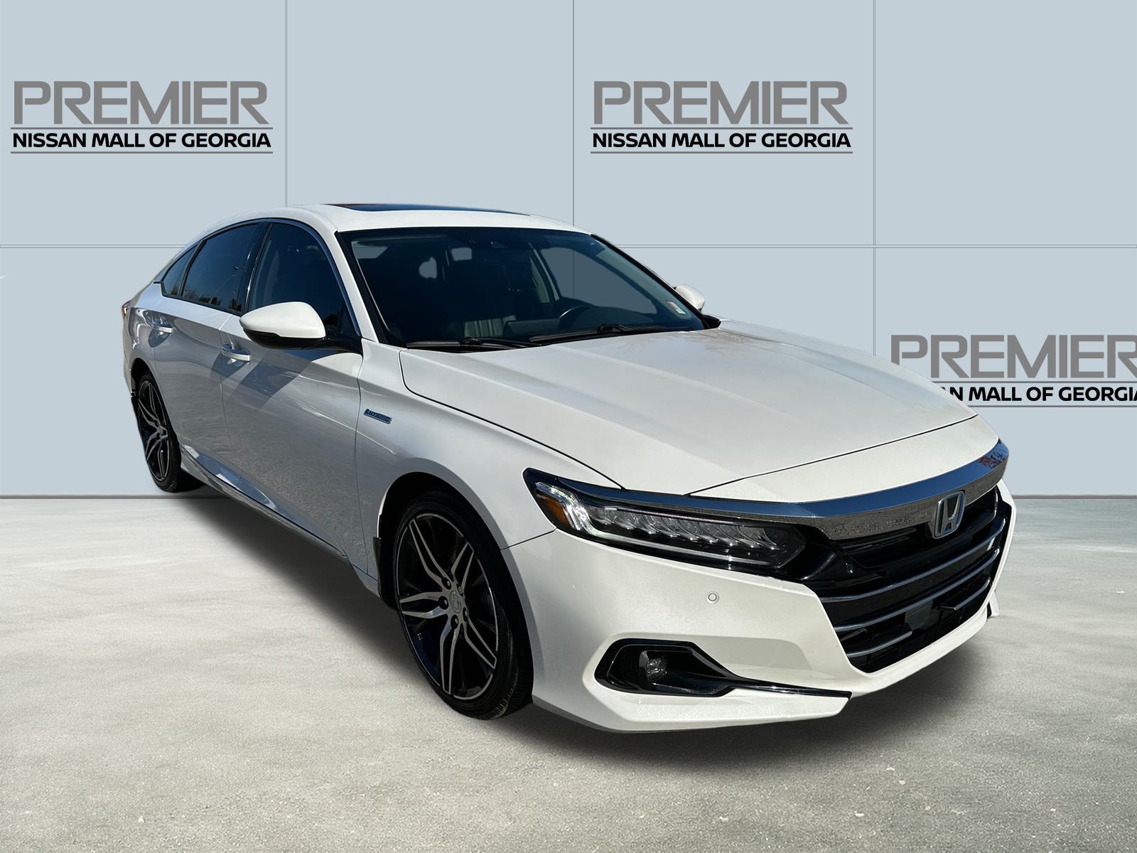 2022 Honda Accord Hybrid Touring photo 3
