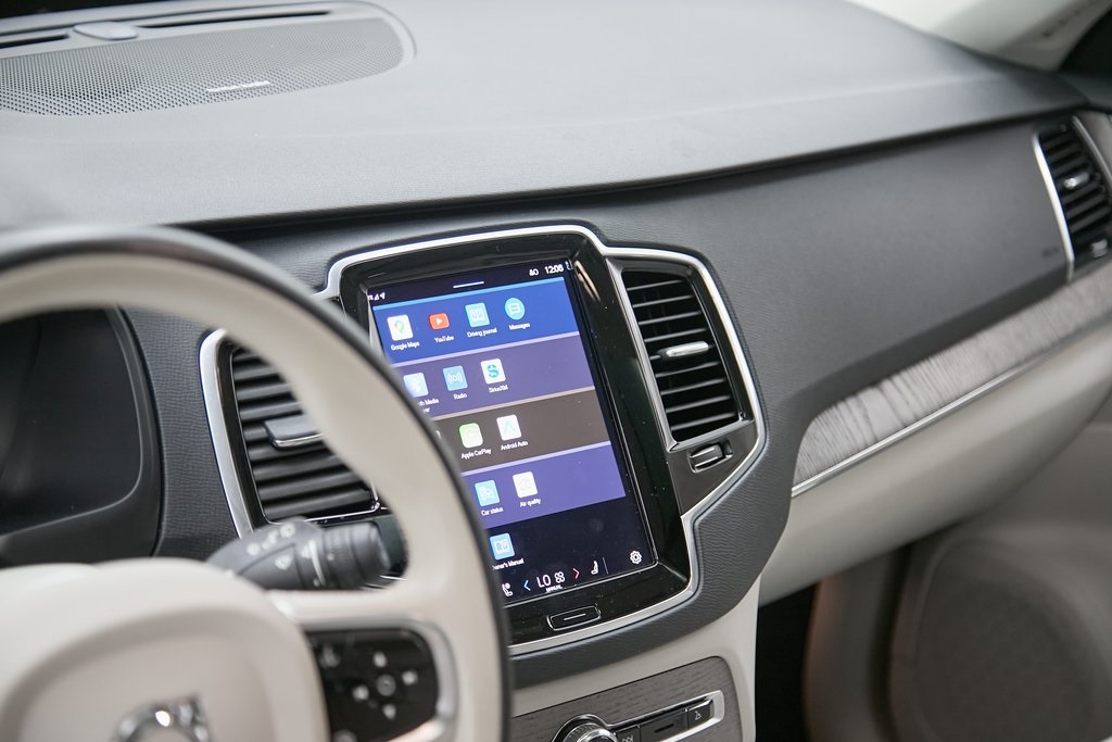 2023 VOLVO XC90 - Image 13