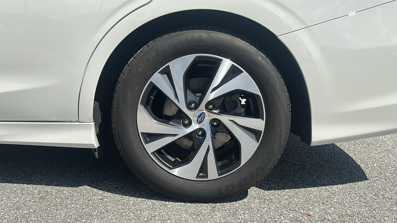 2022 Subaru Legacy Premium photo 17