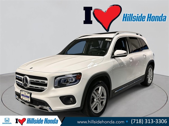 2022 Mercedes-Benz GLB Base's photo