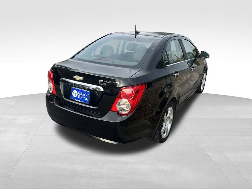 2012 Chevrolet Sonic LTZ photo 4