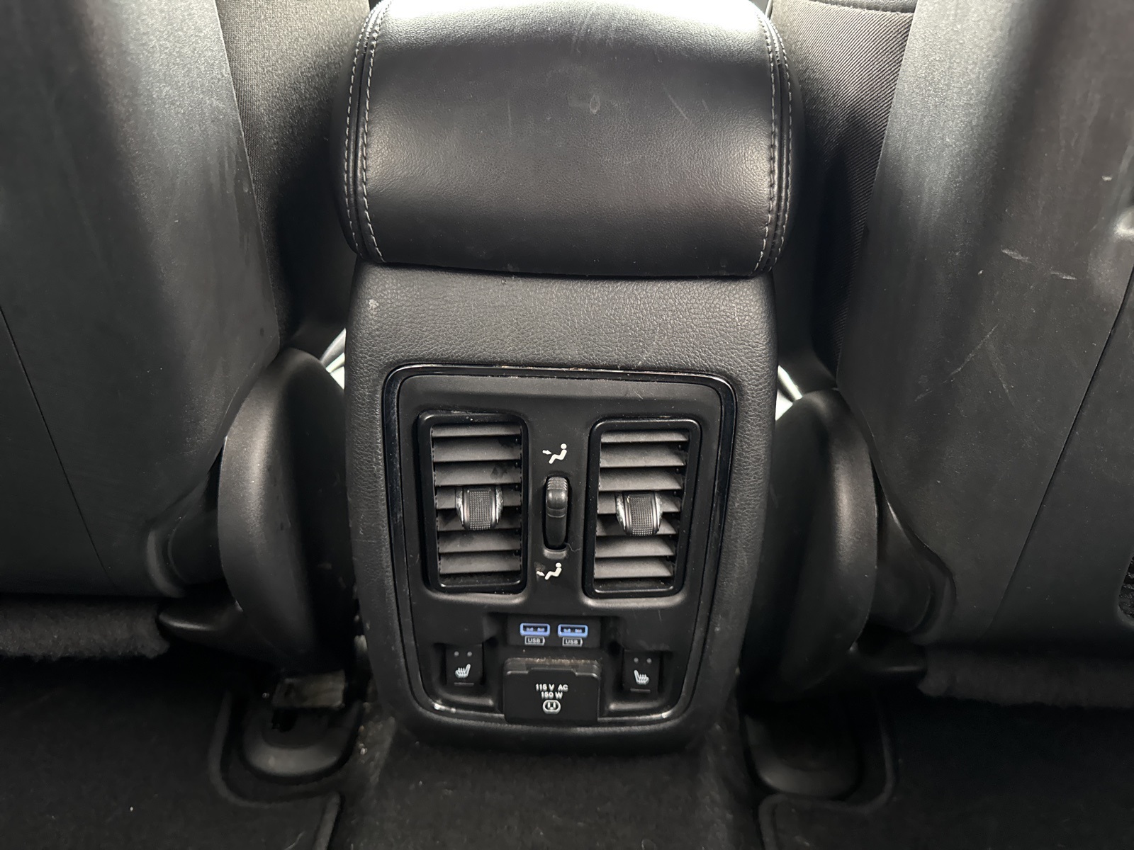 2020 Jeep Grand Cherokee Overland photo 29