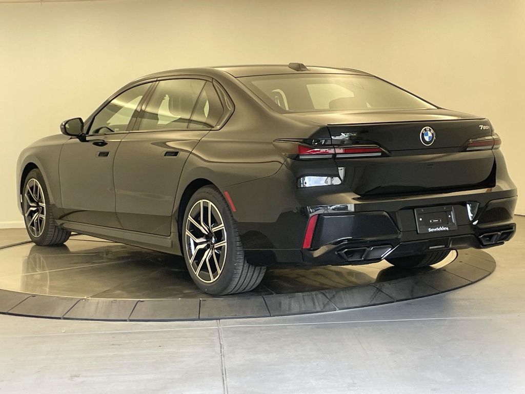2025 Bmw 760i xDrive photo 3