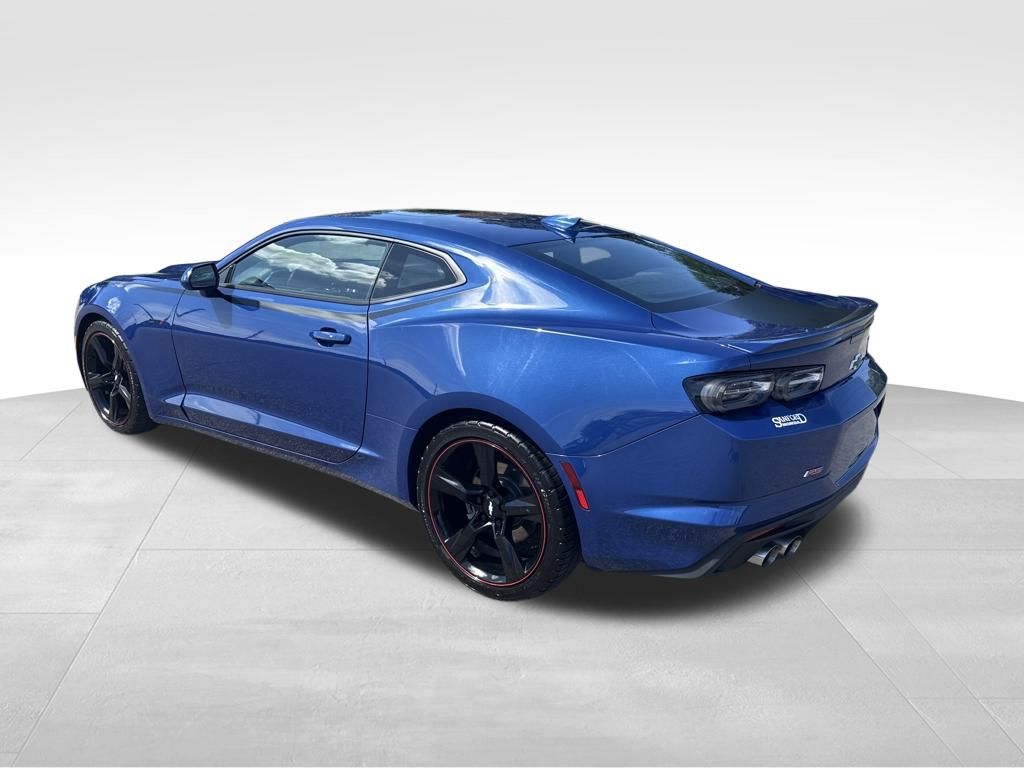 2022 Chevrolet Camaro LT1 photo 3