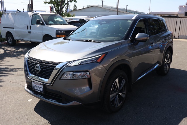 2023 Nissan Rogue SL photo 4