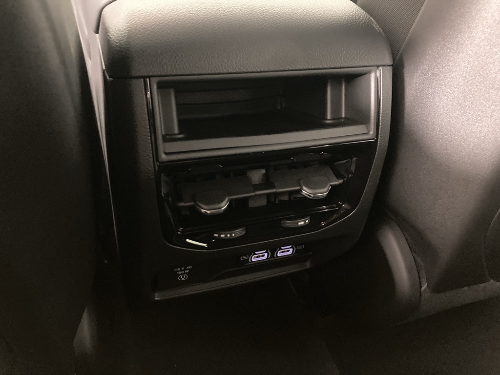2025 Jeep Grand Cherokee Laredo photo 3