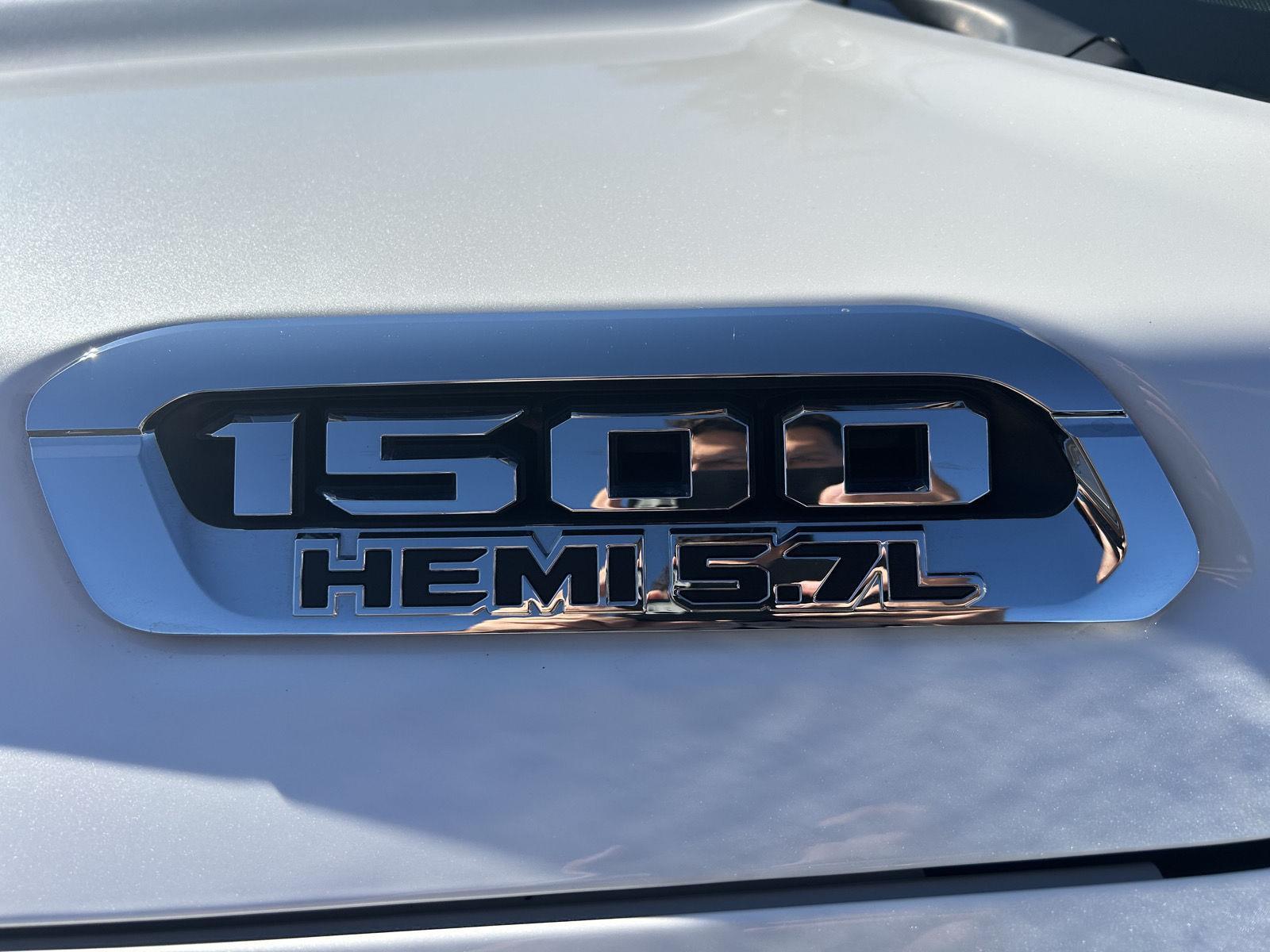 2022 Ram 1500 Laramie photo 28