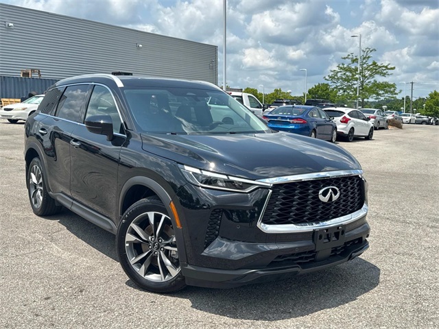 2025 Infiniti QX60 Luxe AWD photo 2