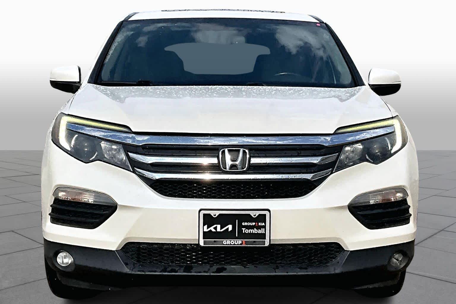 2016 Honda Pilot EX-L photo 3