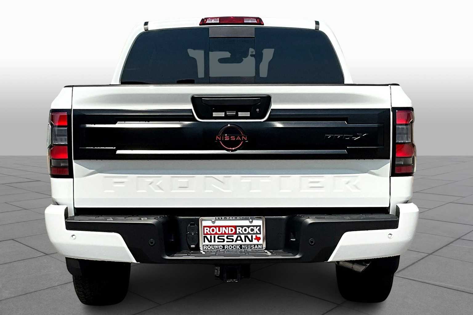 2026 Nissan Frontier PRO-X photo 4