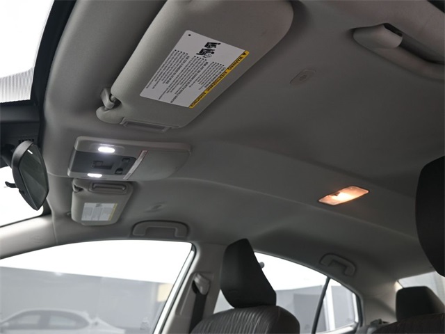 2025 Toyota Camry LE photo 2