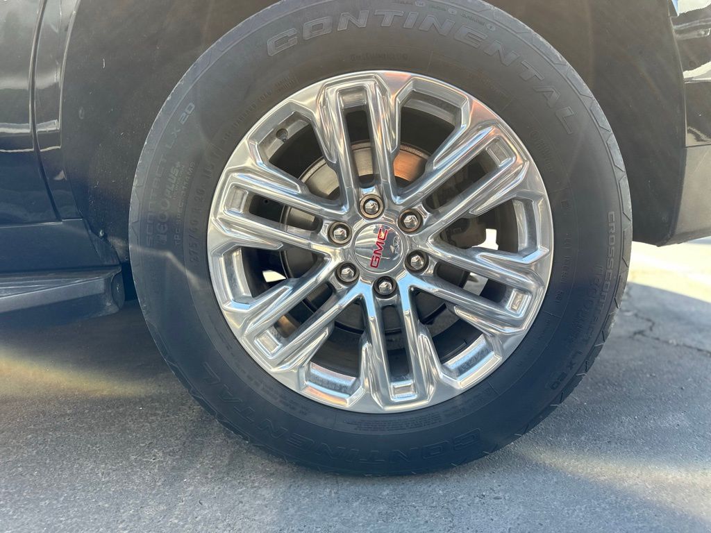 2022 Gmc Yukon SLE photo 7