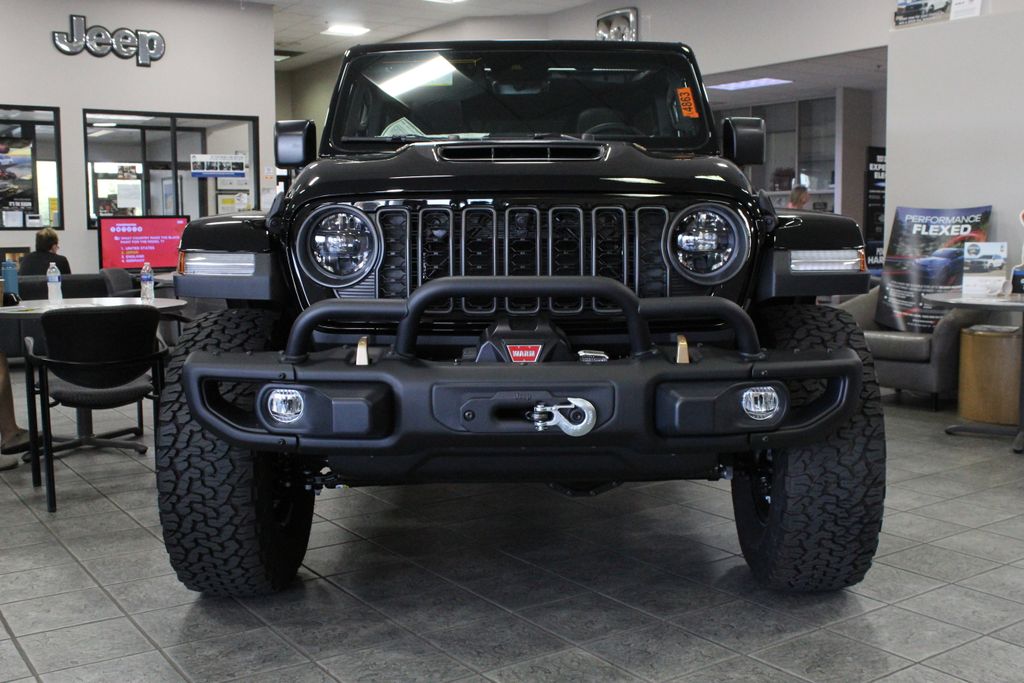 2024 Jeep Wrangler Rubicon 392 photo 3