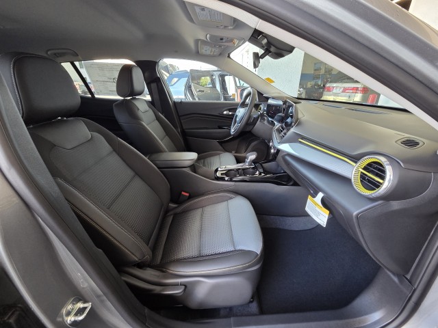 2026 Chevrolet Trax LT photo 34