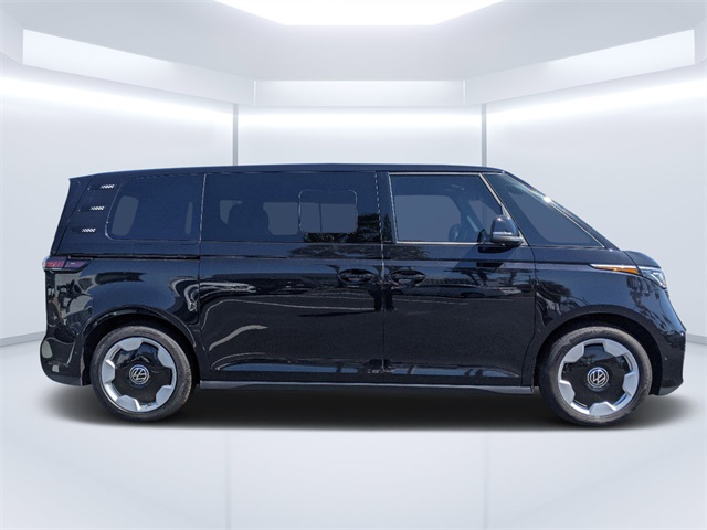 2025 Volkswagen ID. Buzz Pro S photo 2