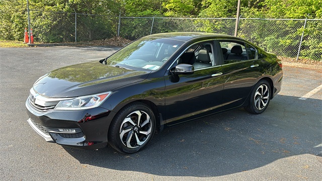Used 2017 Honda Accord EX-L with VIN 1HGCR2F87HA126794 for sale in Delaware, OH