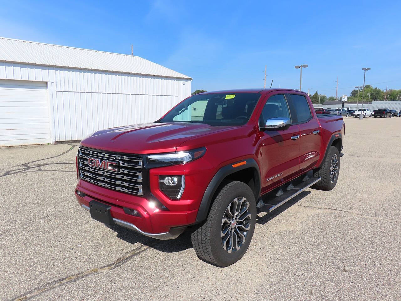 2024 GMC Canyon Denali's photo