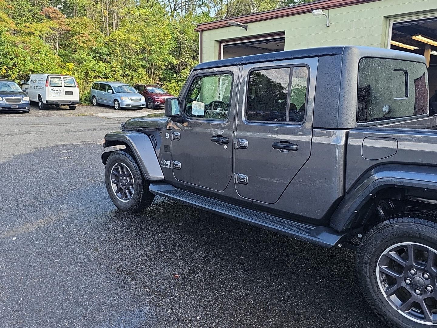 2022 Jeep Gladiator Overland photo 8