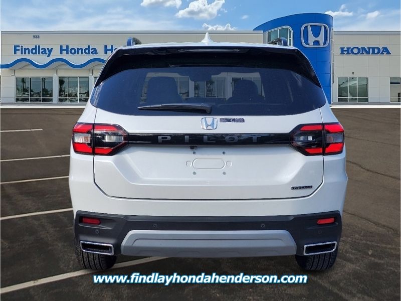 2025 Honda Pilot Touring photo 4