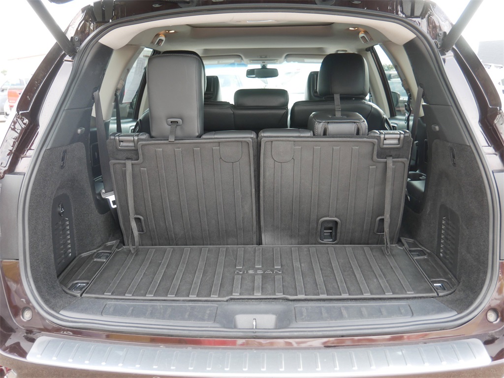 2019 Nissan Pathfinder Platinum photo 9