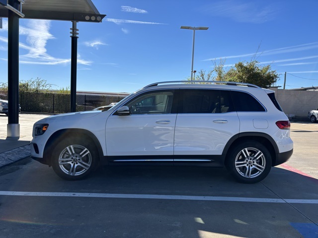 2020 Mercedes-Benz GLB Base's photo