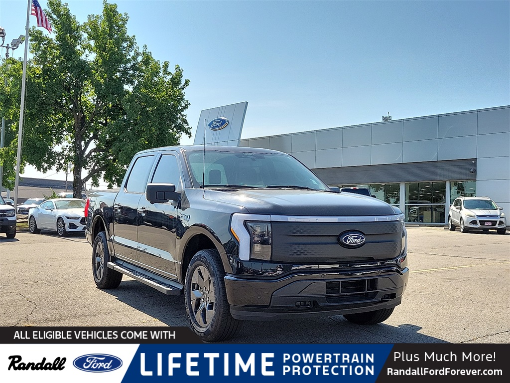 2025 Ford F-150 Lightning Flash's photo