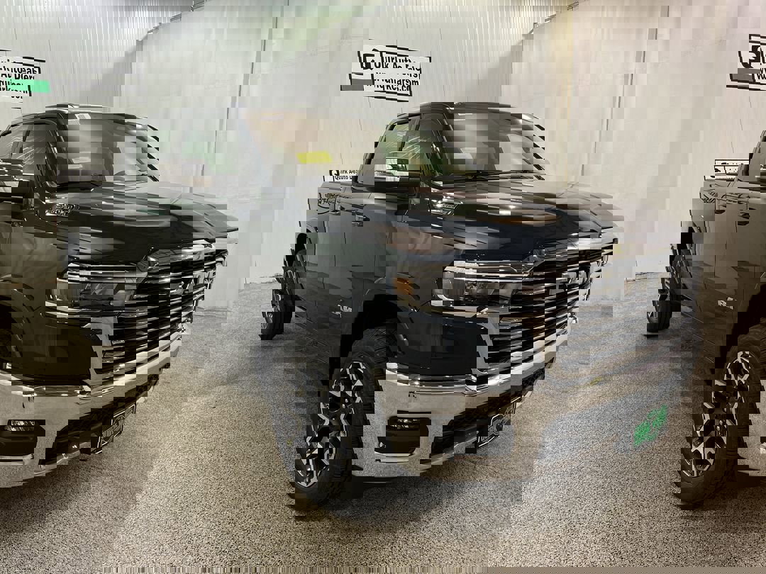 2026 RAM Ram 1500 Pickup Laramie's photo