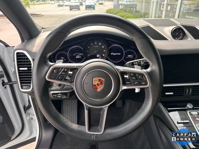 2023 Porsche Cayenne Platinum Edition photo 5