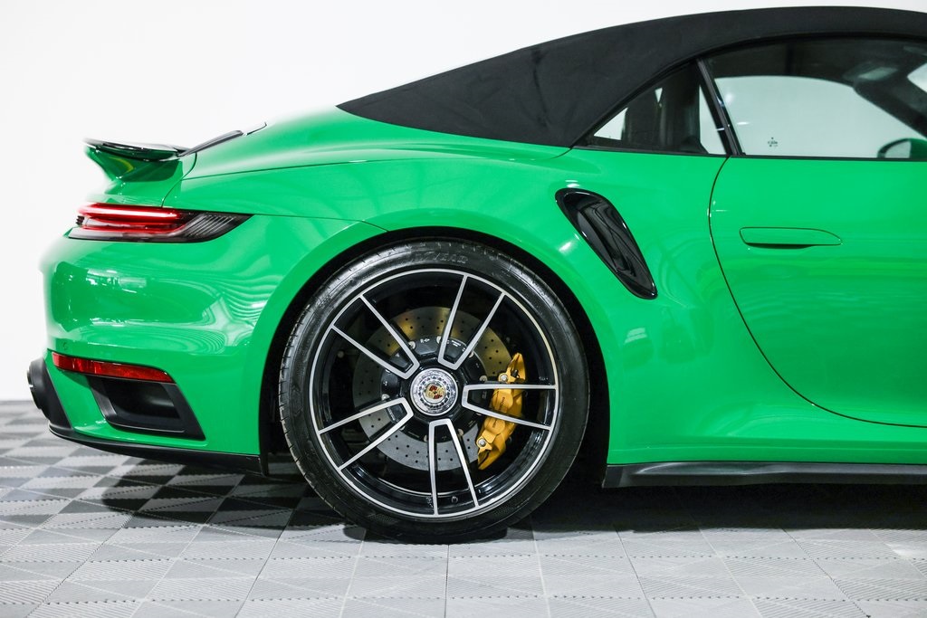 2021 Porsche 911 Turbo S photo 2