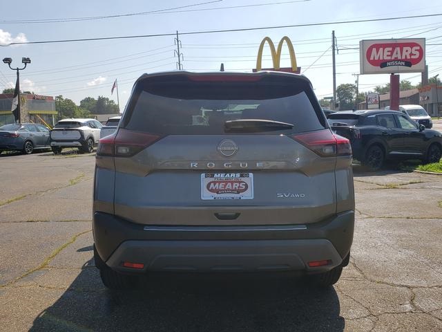 2023 Nissan Rogue SV photo 4