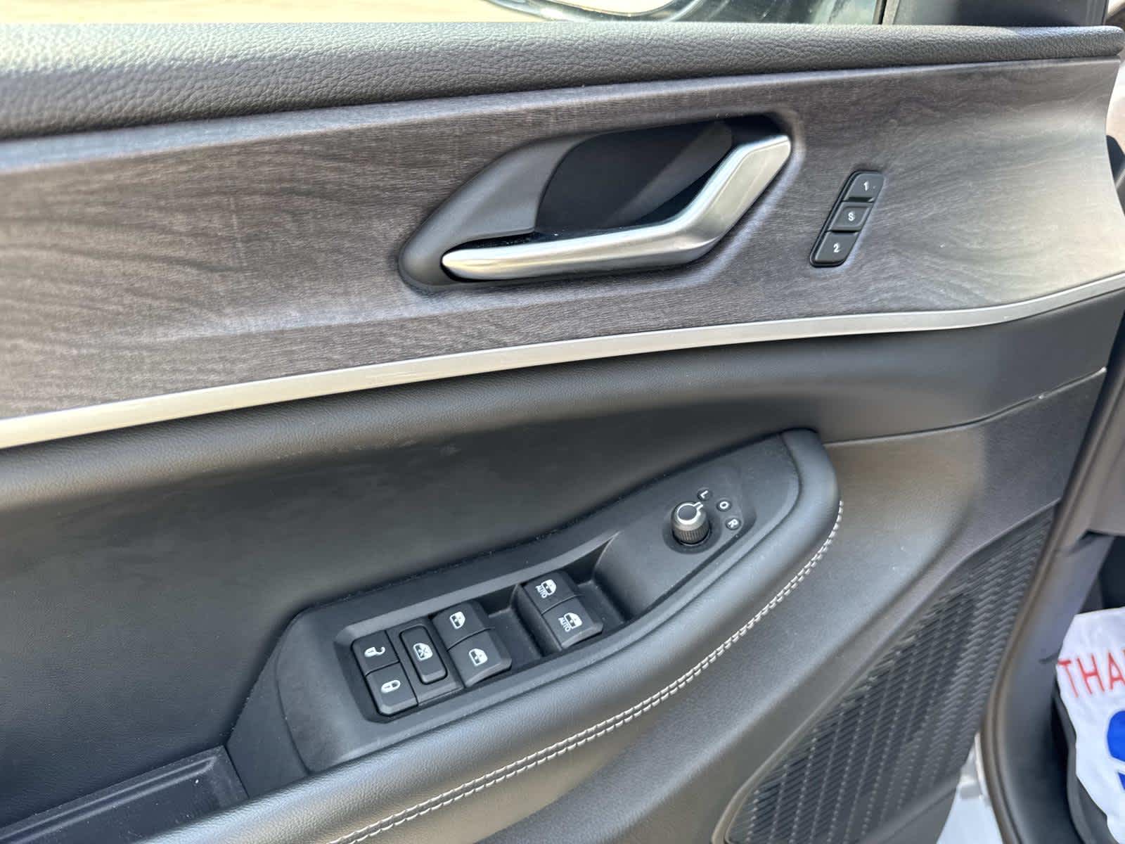2023 Jeep Grand Cherokee Limited photo 34