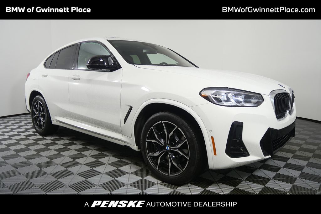 2025 BMW X4 M40i's photo