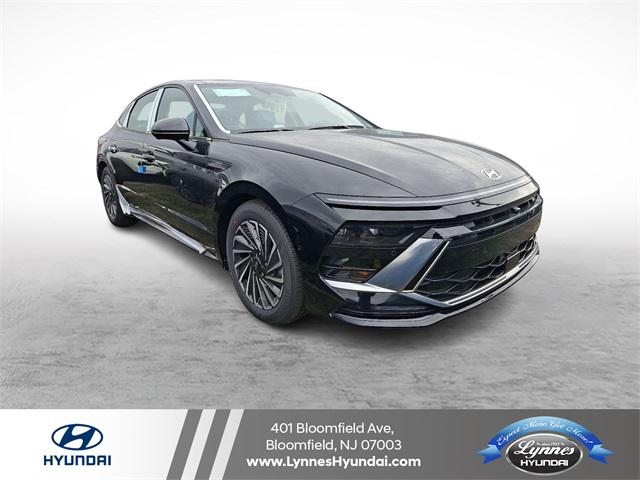 2025 Hyundai Sonata Hybrid Limited's photo