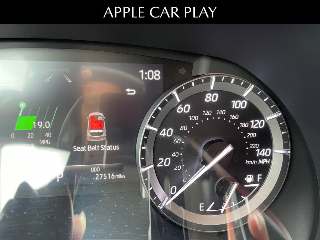 2022 Toyota Highlander XLE photo 2