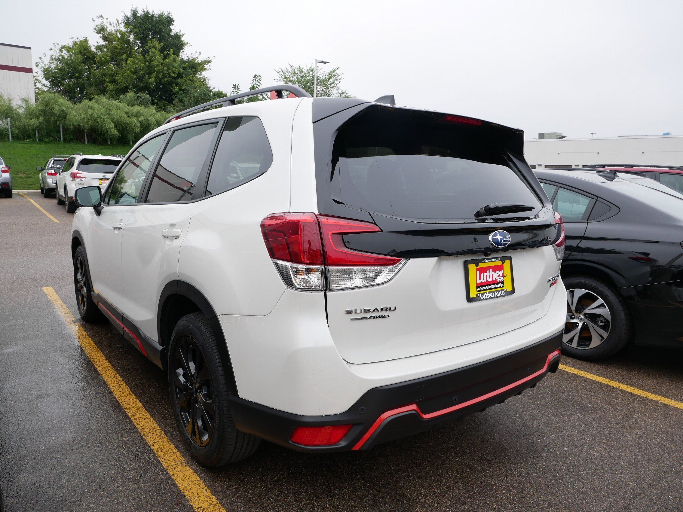 2024 Subaru Forester Sport photo 2