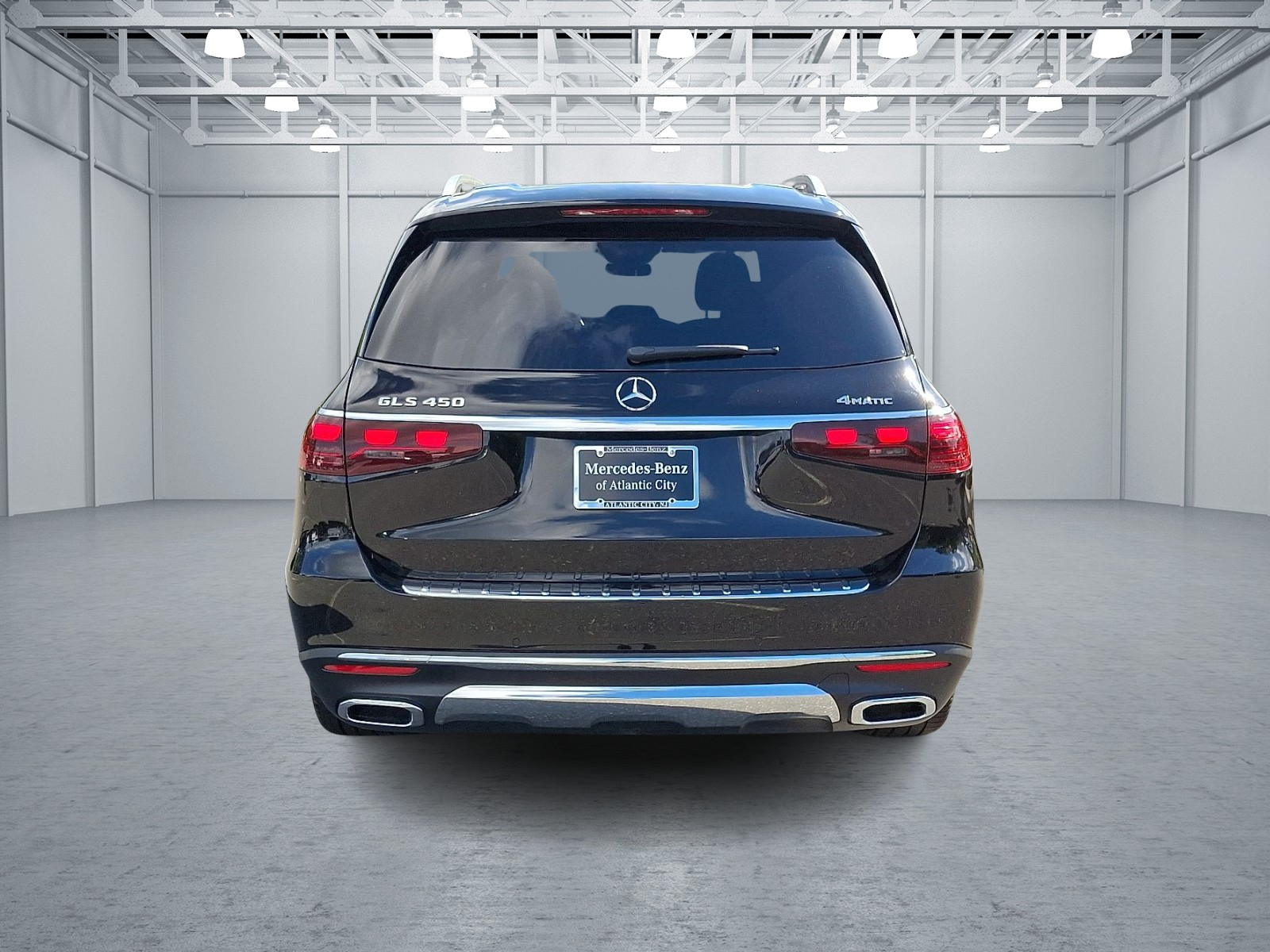 2025 Mercedes Benz GLS 450 4MATIC photo 3