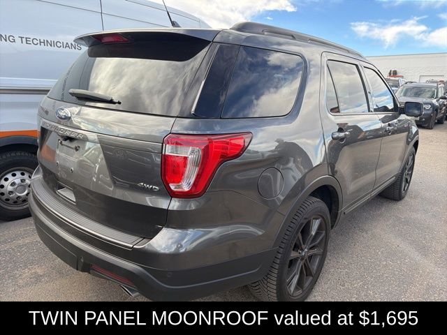 2019 Ford Explorer XLT photo 3