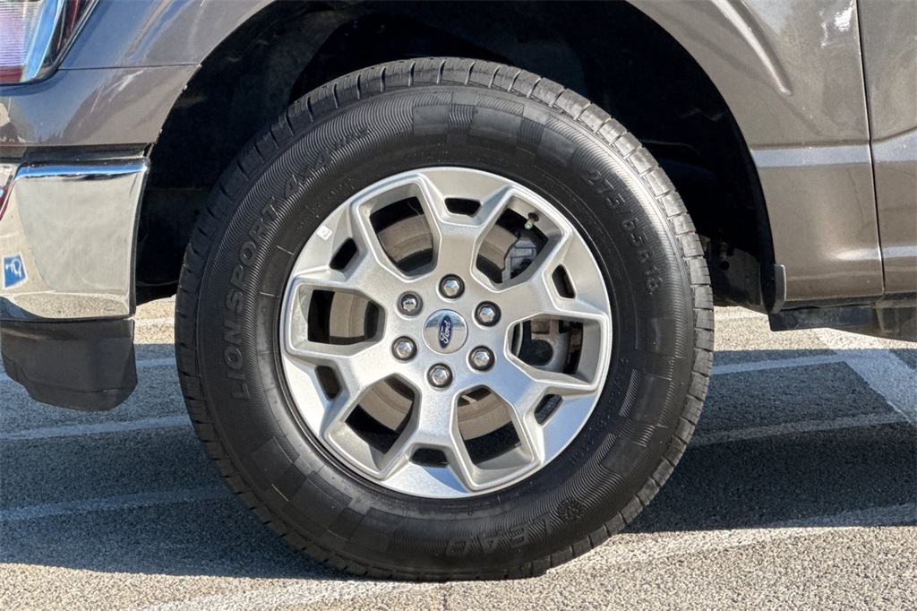 2023 Ford F-150 XLT photo 24