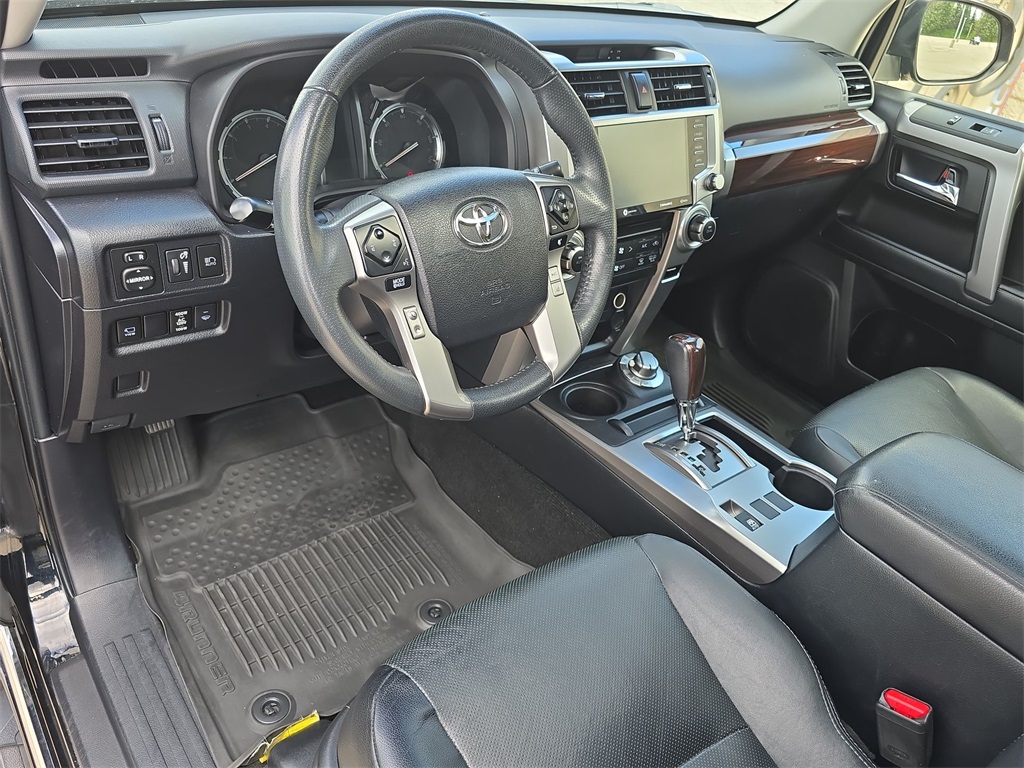 2022 Toyota 4Runner Limited photo 16