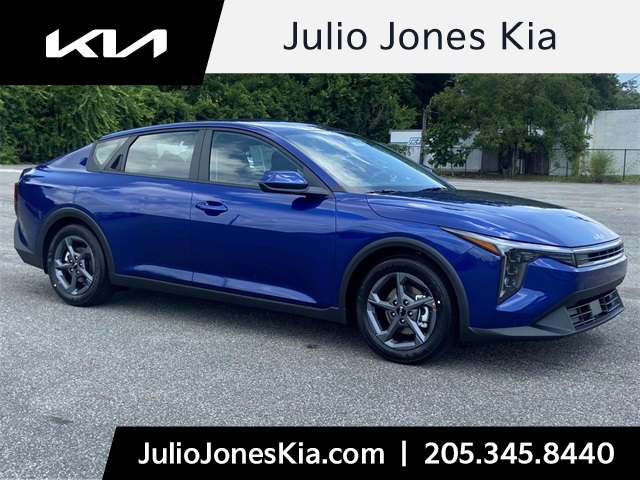 2025 Kia K4 GT-Line's photo