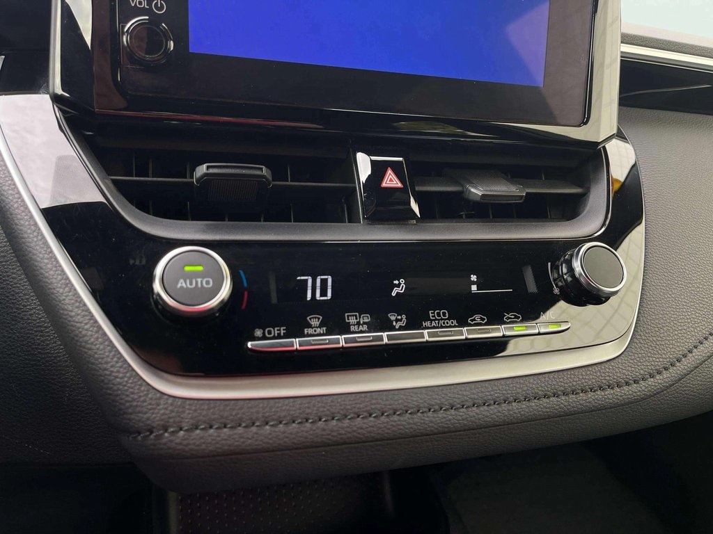 2024 Toyota Corolla Hybrid SE photo 11