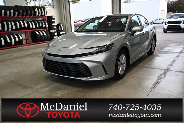 2026 Toyota Camry LE's photo