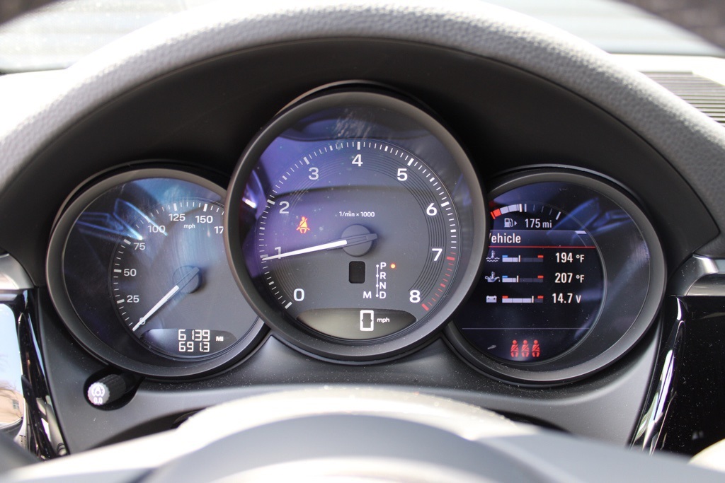 2024 Porsche Macan Base photo 22