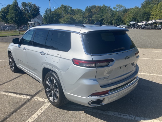 2023 Jeep Grand Cherokee Overland photo 7