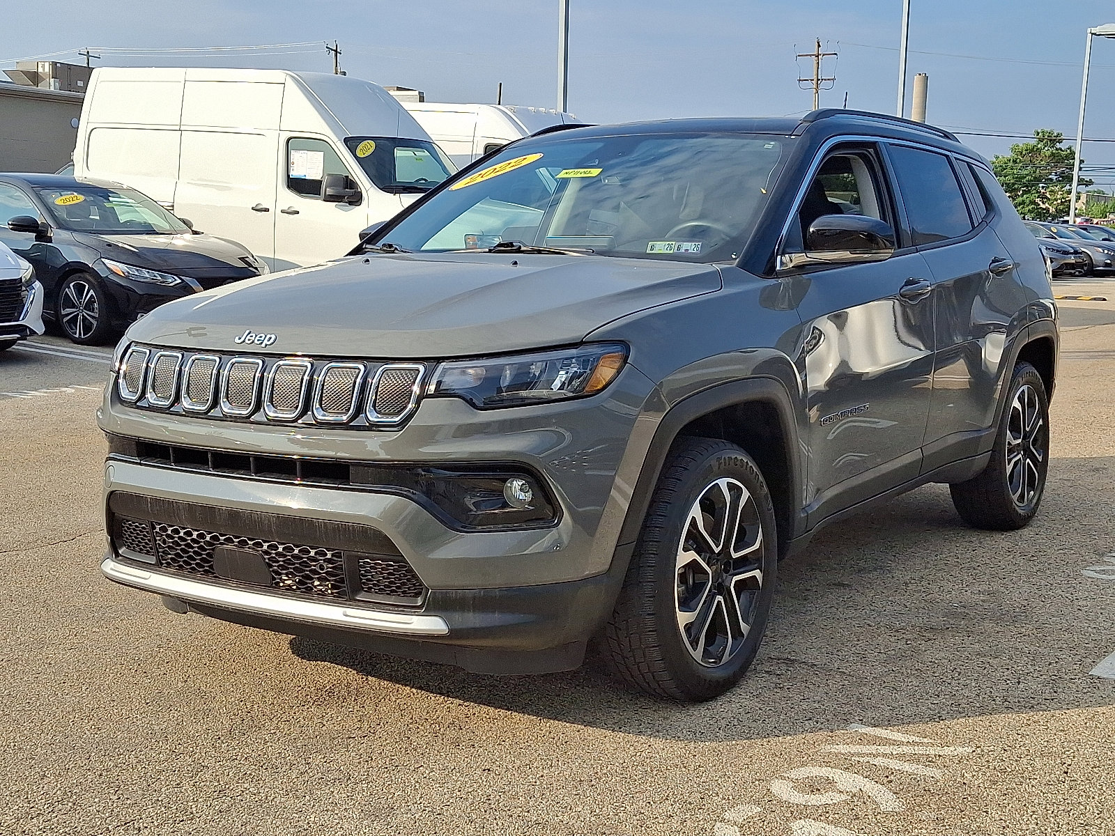 2022 Jeep Compass Limited photo 2